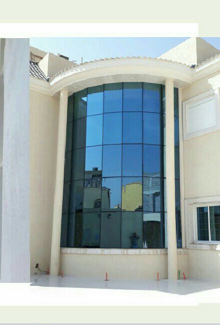 واجهات زجاجية